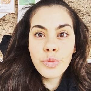 Meet your Posher, Estela